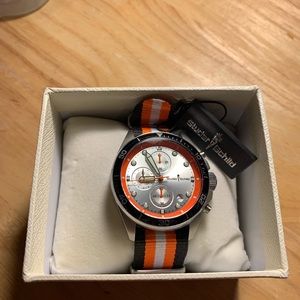 Strider Schild Vreme Watch